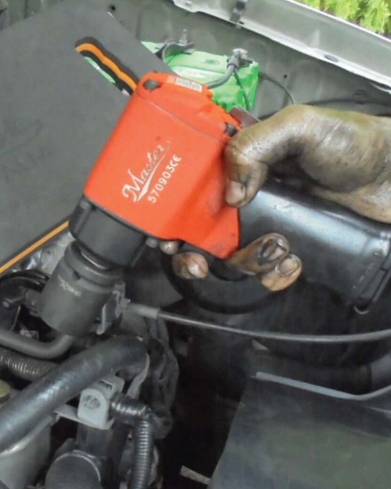 Mini Light Weight Impact Wrench, 1/2" Square Drive, Max. 550 ft-lb