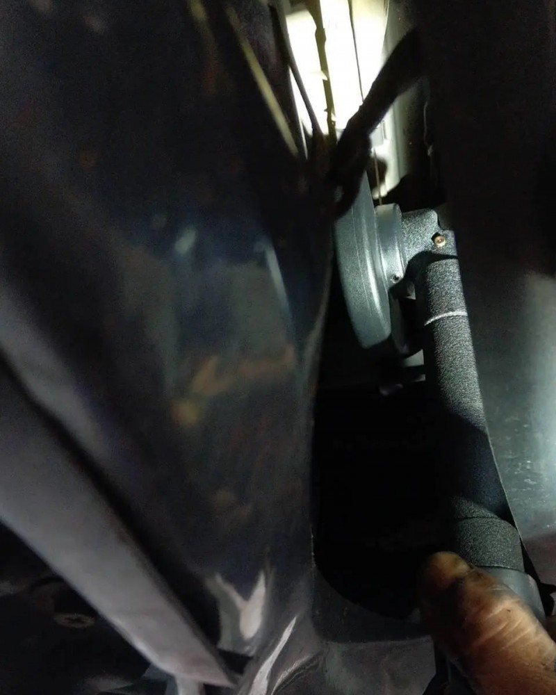 5-Inch Long Neck Cut-Off Tool with 3-Inch Cutting Wheel, 19,000 RPM, Extended Shank Air Saw