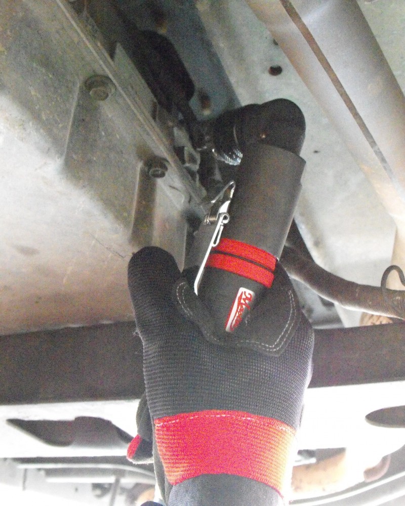 Low Speed 1/4" Right Angle Air Drill with Higher Torque - Non Reversible - Keyed Jacobs Chuck - 1250 rpm