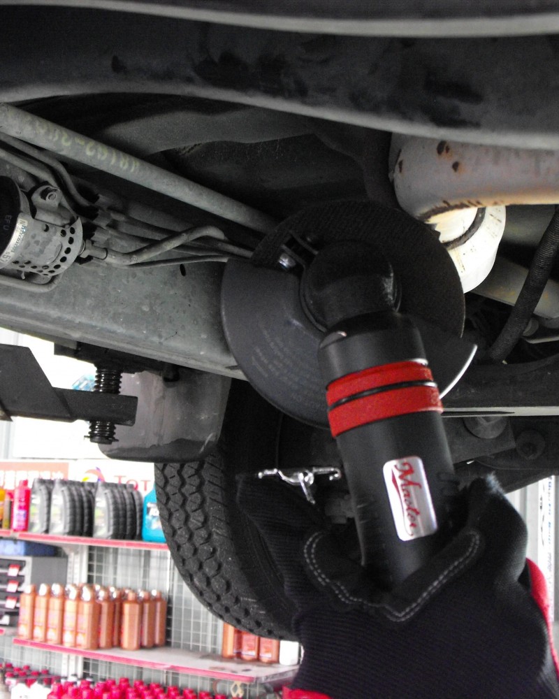 Industrial Low Profile Right Angle Pneumatic Air Saw Cut-off Tool, 4 inch cutting wheel , 16000 Rpm