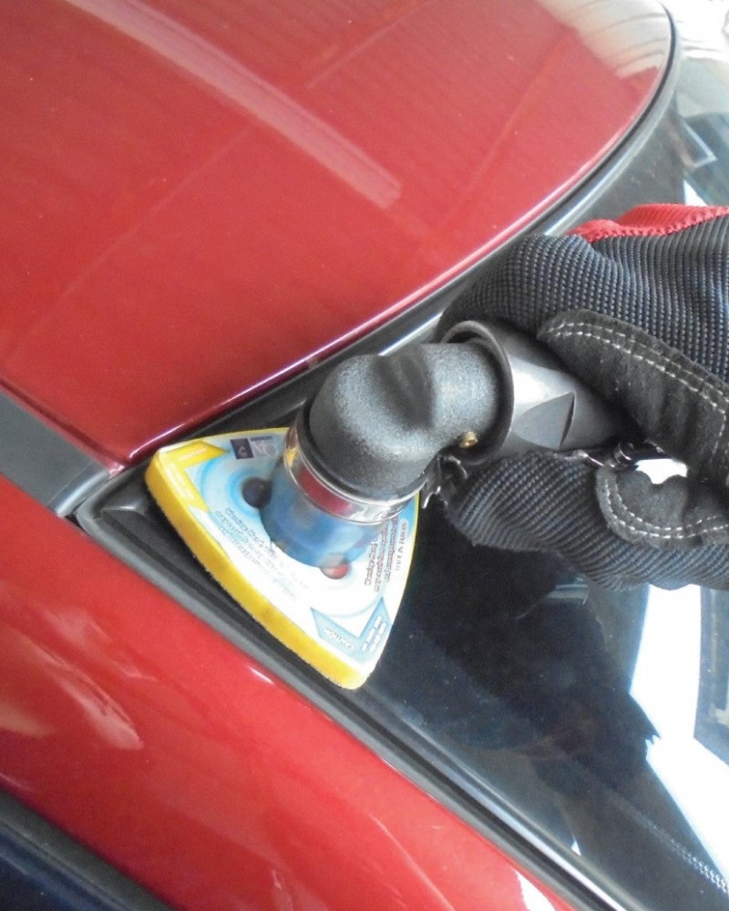 Low Profile Angle Palm Mini Right Angle Detail Polisher, 3800 Rpm