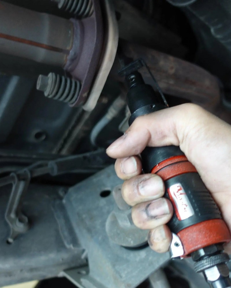 Reciprocating Air Saw and Chisel File Dual Function Tool Set, Low Vibration, 4500 Bpm